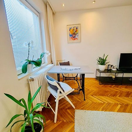 Uma- Urban Mini Apartment スコピエ エクステリア 写真